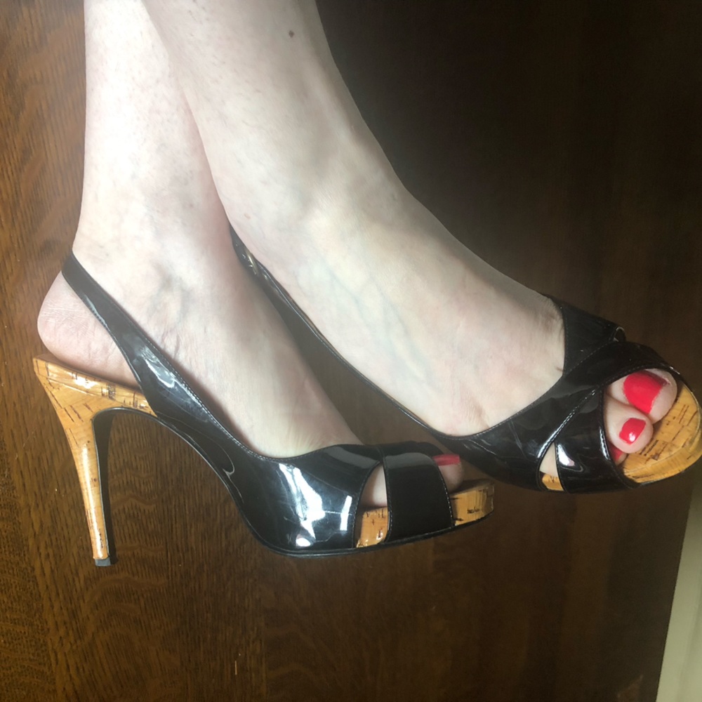 Guess Black patent high heel sandal | size 8.5